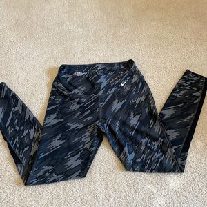 Nike Camp leggings